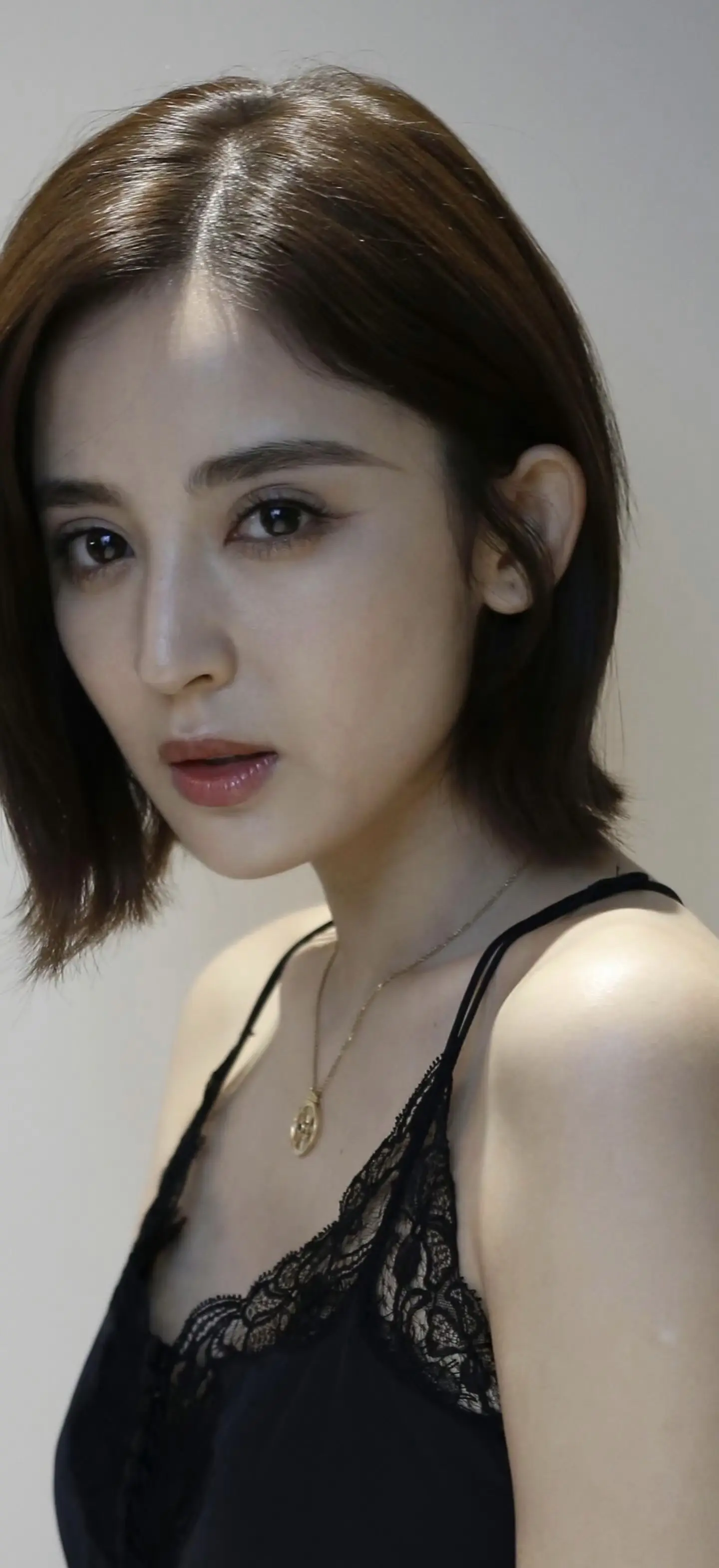 娜扎。