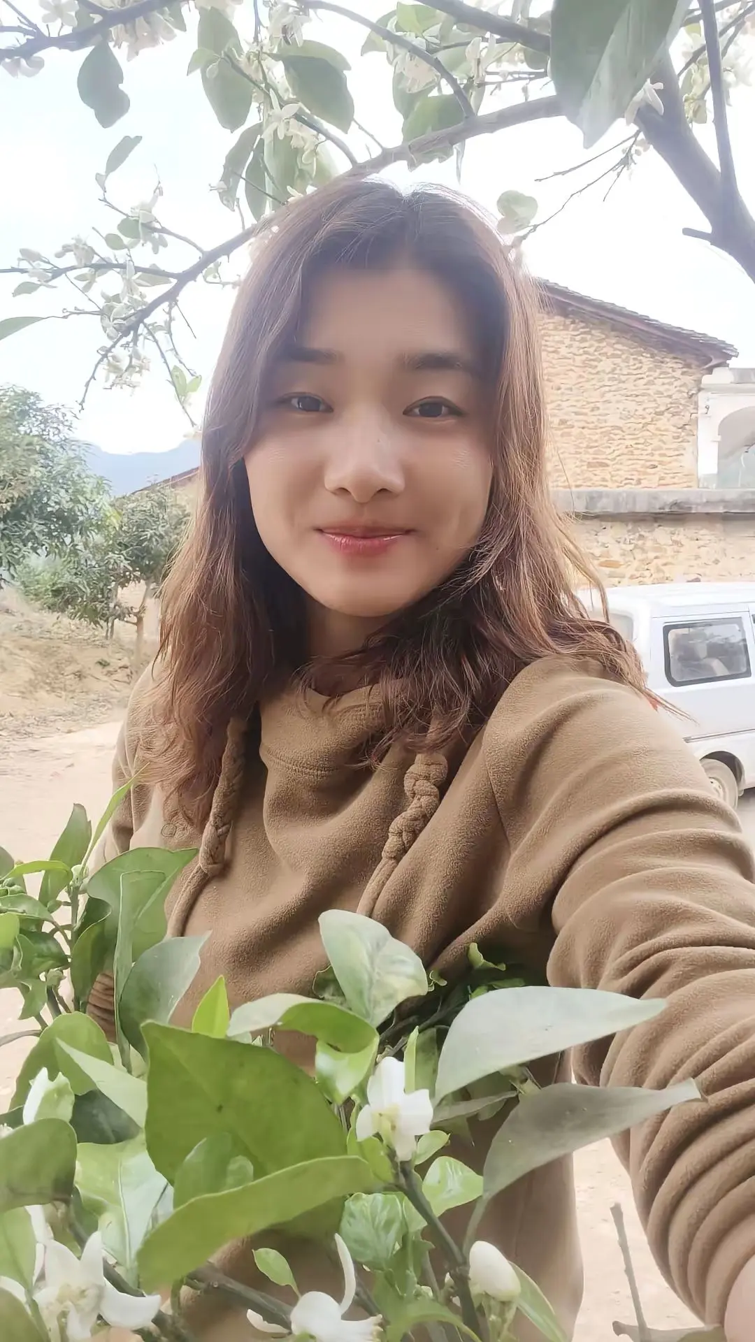 做人真诚就好，处事清醒就行，不讨好、不内耗，守好自己的初心，过好自己的...