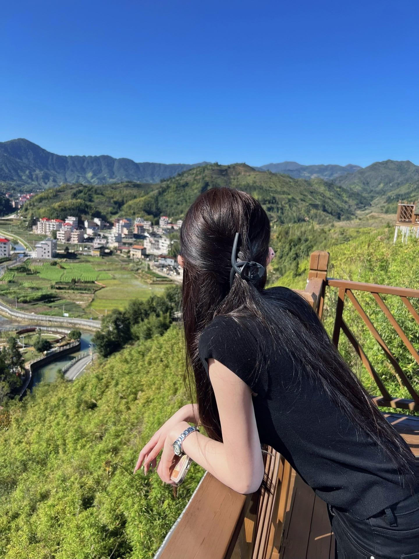 没有归属感 像是不属于任何一个地方的过路人