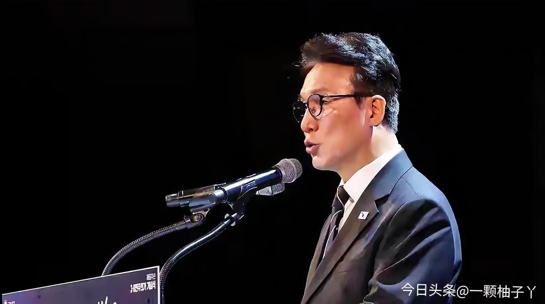 韩国总理金民锡在博鳌论坛开幕前一天，原本他计划时隔七年赴华参会，结果临时宣布取消