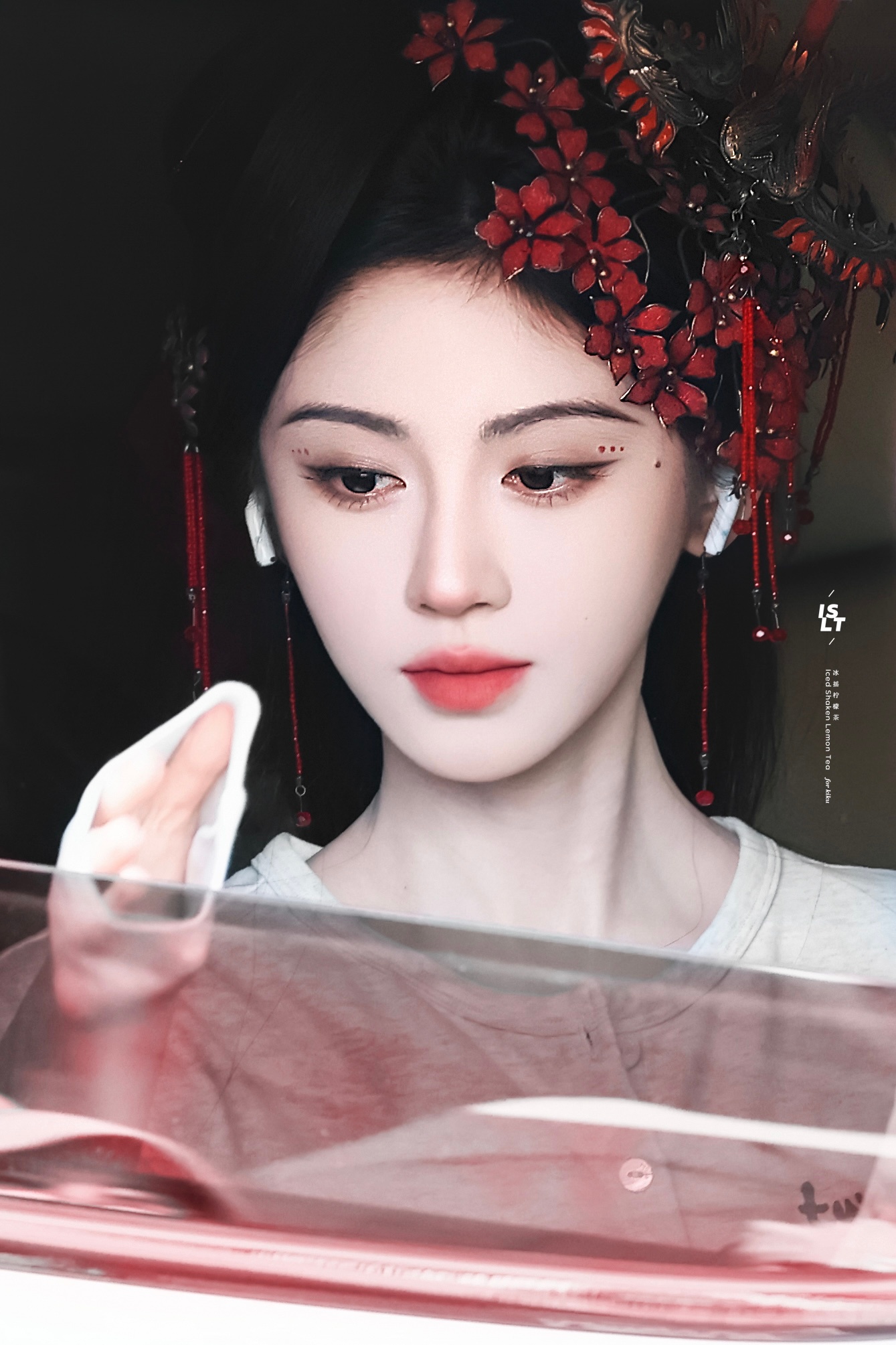 鞠婧祎  桃之夭夭 灼灼其华 