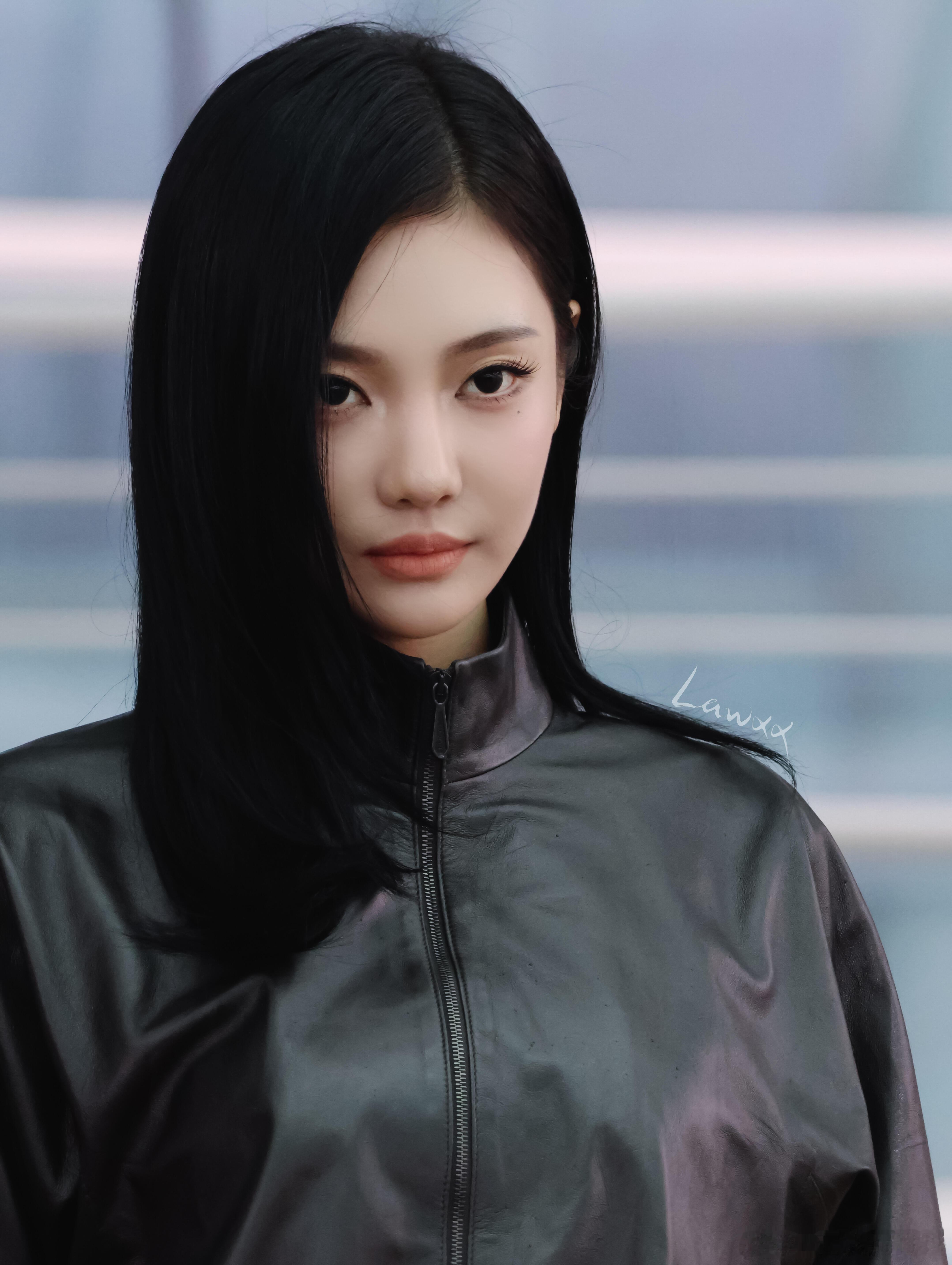 宁艺卓机场出发即将参加met gala✨时尚灵感解读