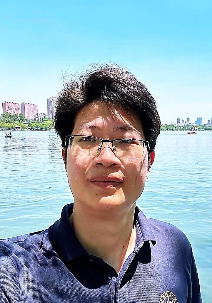 39岁上科大教授救女离世，平凡父爱让人破防
 
太可惜了，他才39岁 是上海科技