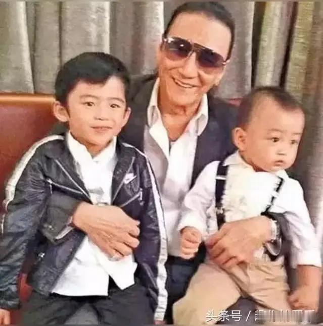 张柏芝给所有女人上了一课，你哪怕离婚，哪怕一个人带孩子，也要对公婆保持体面和孝心