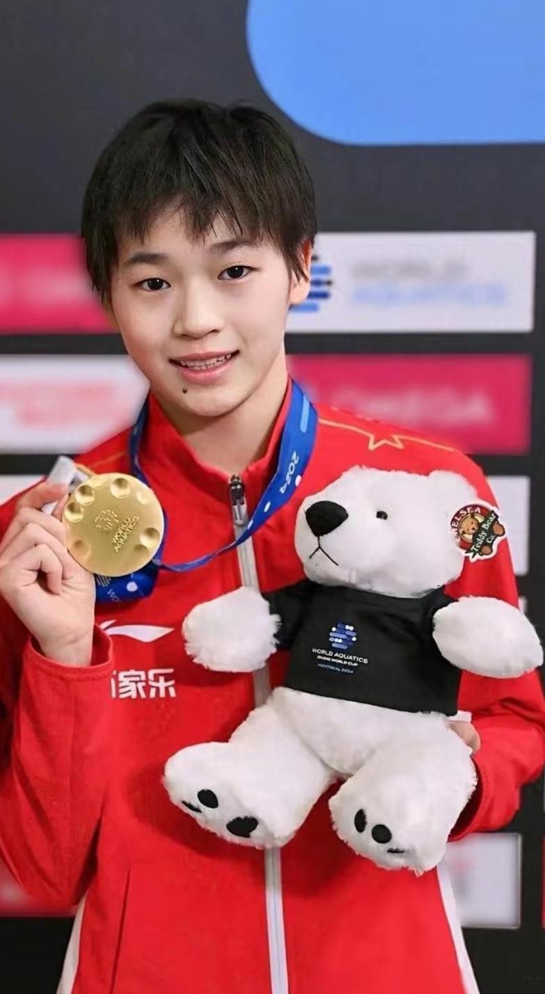 终于知道，
为什么有那么多人讨厌全红婵了，
不是说她长得不好看，也不是说她能力不