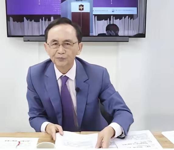 吴子嘉：解放军来了我就逃跑
 
吴子嘉：解放军来了我就逃跑
 
这话从《美丽岛电