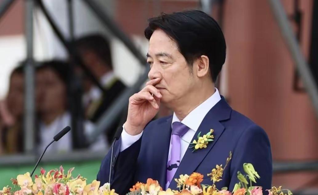 俄罗斯总统普京在北京力挺一中，全场掌声雷动；台岛赖清德却在对岸跳脚叫嚣 "两岸互