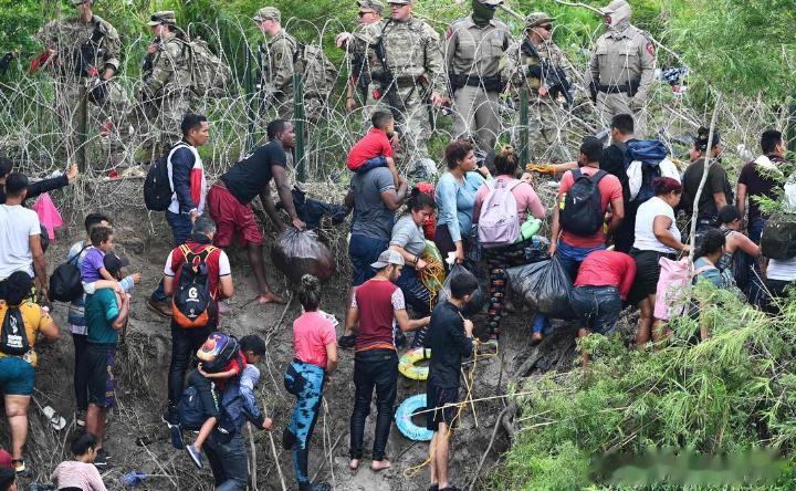 儿童非法移民在美国拘留期间死亡。

一名来自洪都拉斯的 17 岁移民儿童在没有父