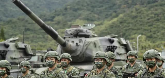 台湾发生大事了！台军悄悄给部队改名了。台湾那边最近闹出一件事，陆军把原来的装甲旅