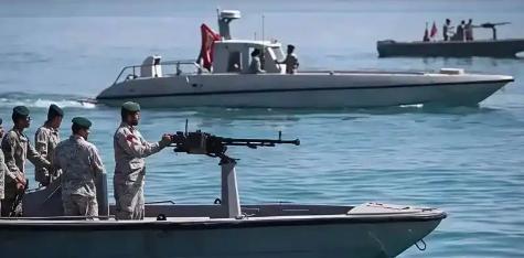 一觉醒来伊朗亮出另一张王牌，可能切断霍尔木兹海峡的海底光缆！ 

2026年4月