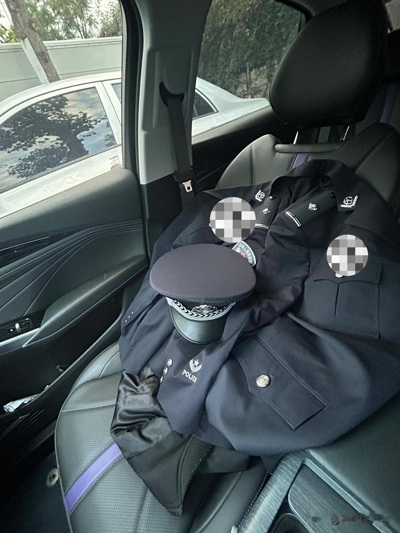 可是亲爱的奶奶，我真的不想结婚
年关将近，跟奶奶打电话，奶奶说的最多的就是“又过