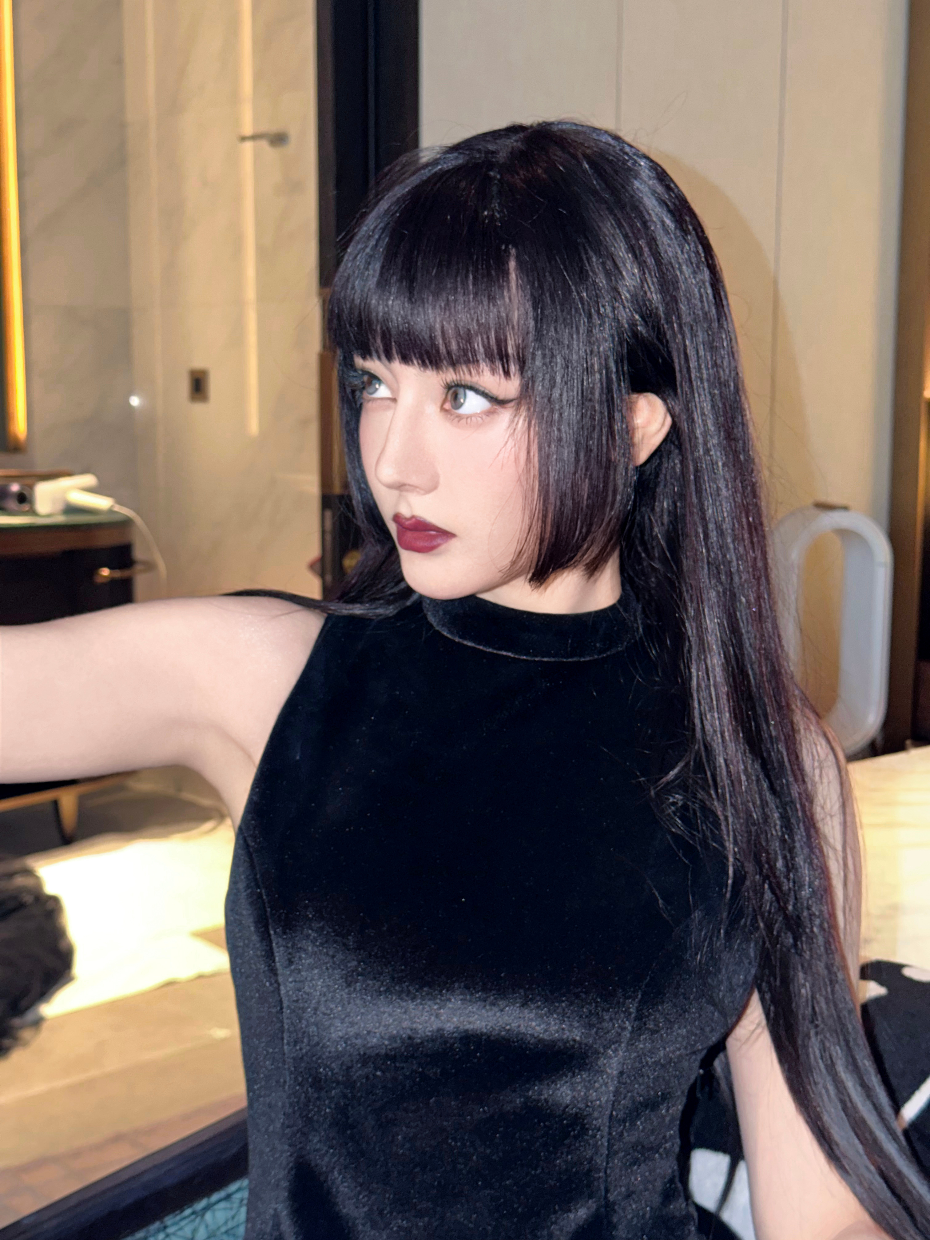 迪丽热巴齐刘海恶女自拍谁懂迪丽热巴这组自拍有多适合演恶女[awsl]什么时候可以