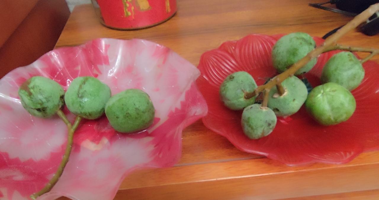 原来最好的祈福，
不是神明的偏爱，
不是花钱买来的吉祥饰品。
 
孩子爸爸在山西