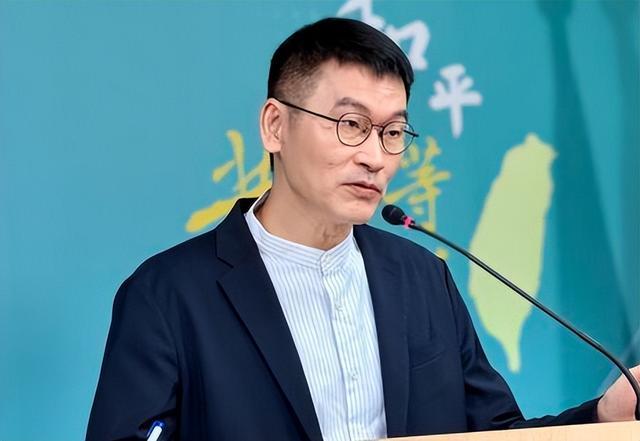 曝出梁文杰公费赴陆醉倒丑态，其妻林楚茵批″造谣蹭流量″，黄国昌称民进党″造谣惯犯