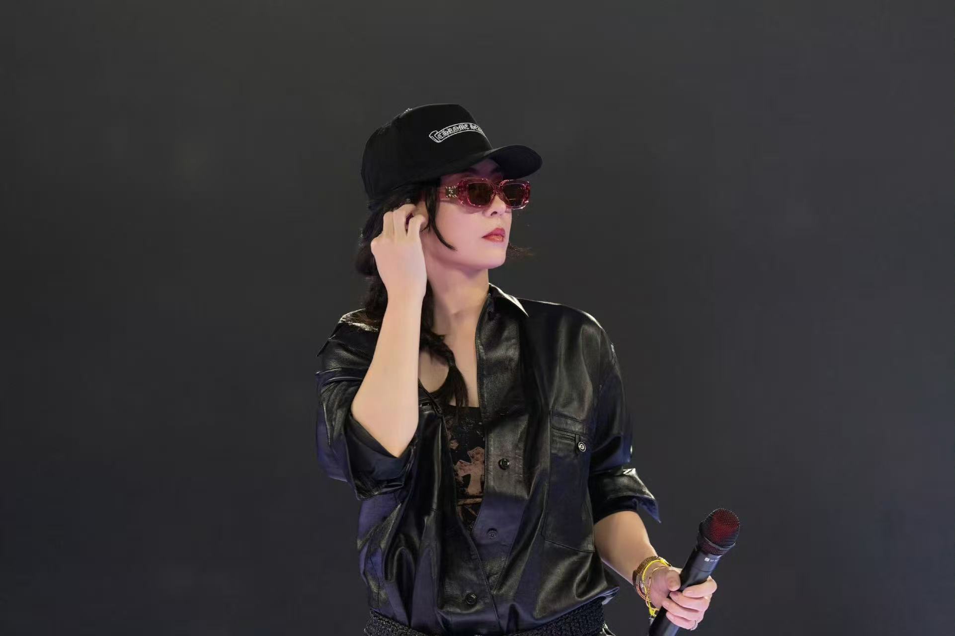 李昊演唱会嘉宾 张柏芝 红馆尾场有惊喜！张柏芝确认担任压轴嘉宾，前老爷谢贤离世后