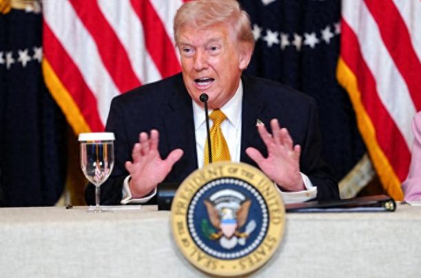 笑不活了！特朗普放低姿态求盟友帮忙，结果被集体泼冷水、不给面子，昔日大哥彻底翻车