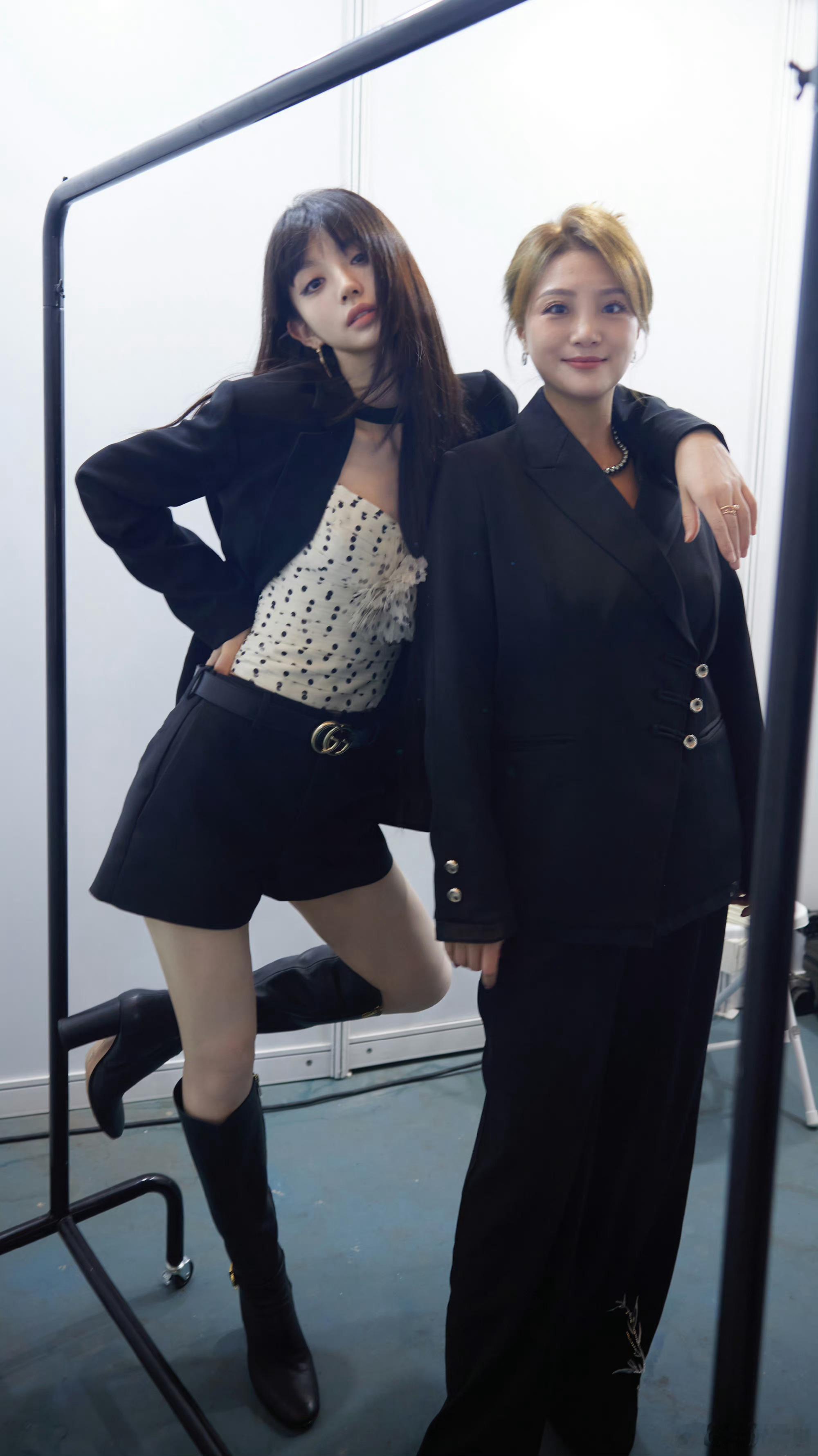 田曦薇也越来越有小太妹的气质了 ​​​