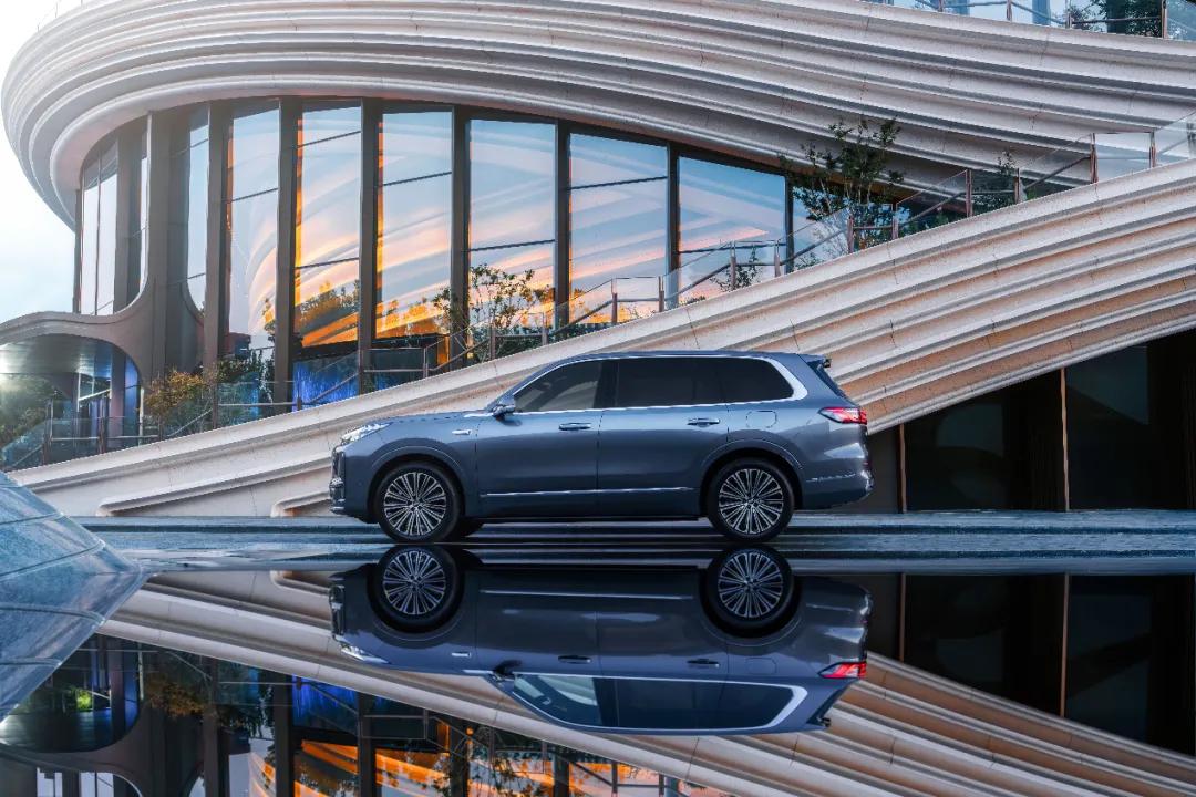 一周上市12款新车，享界S9T、全新ES8领衔，市场真的需要这么多？