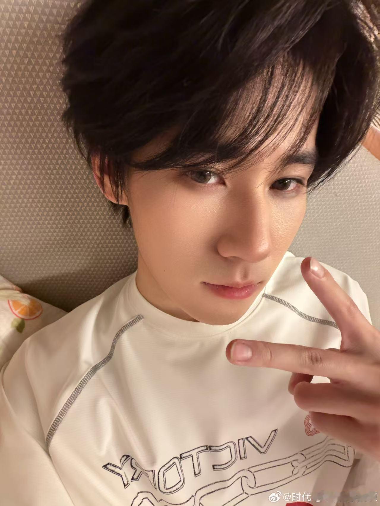 张真源是时代少年团在跑男的人脉 被张真源的格局和温柔圈粉，身为时代少年团在跑男的