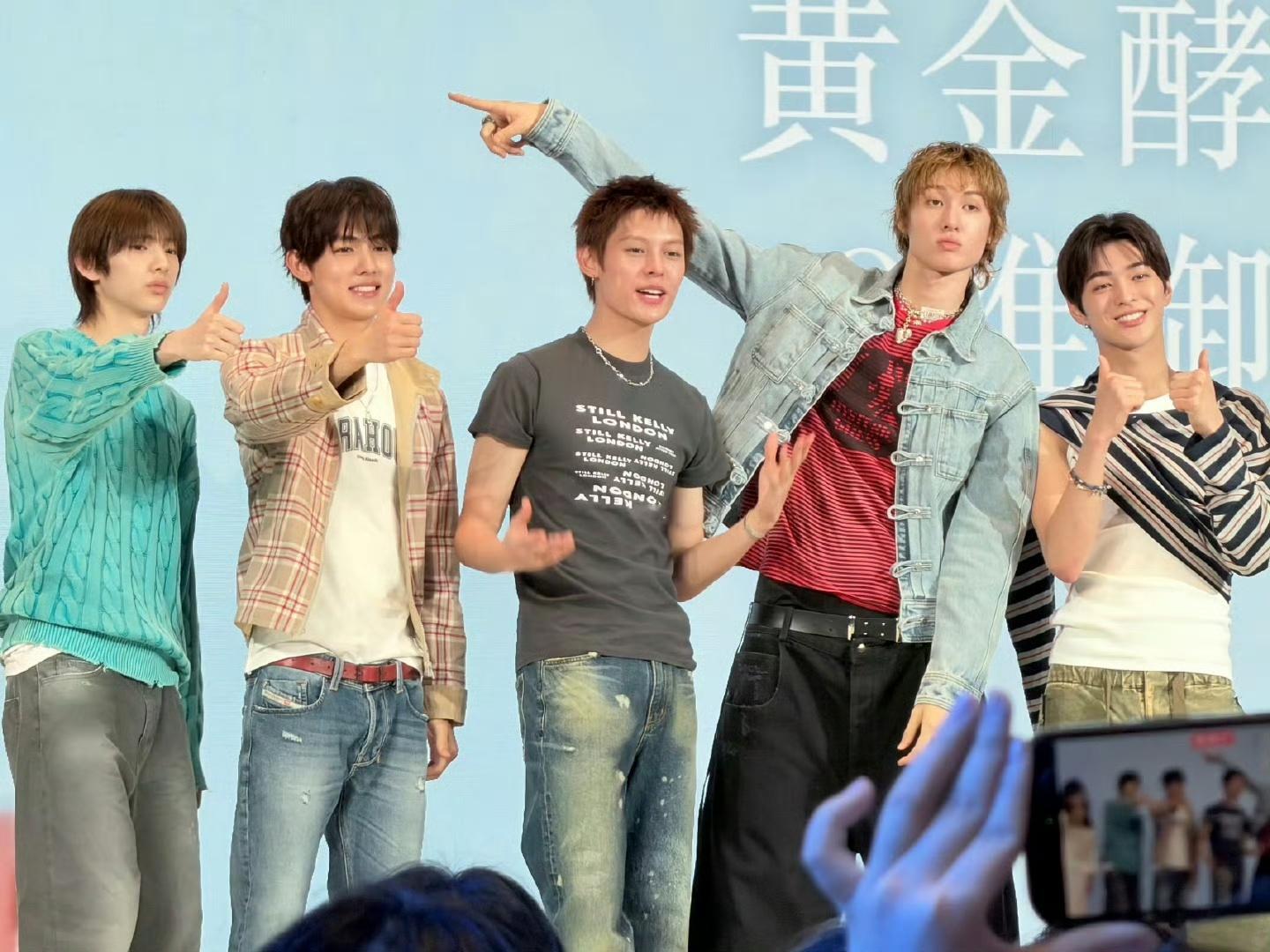 Cortis开辟了很新的宠粉赛道谁被Cortis的诚意狠狠戳中！上海线下活动全程