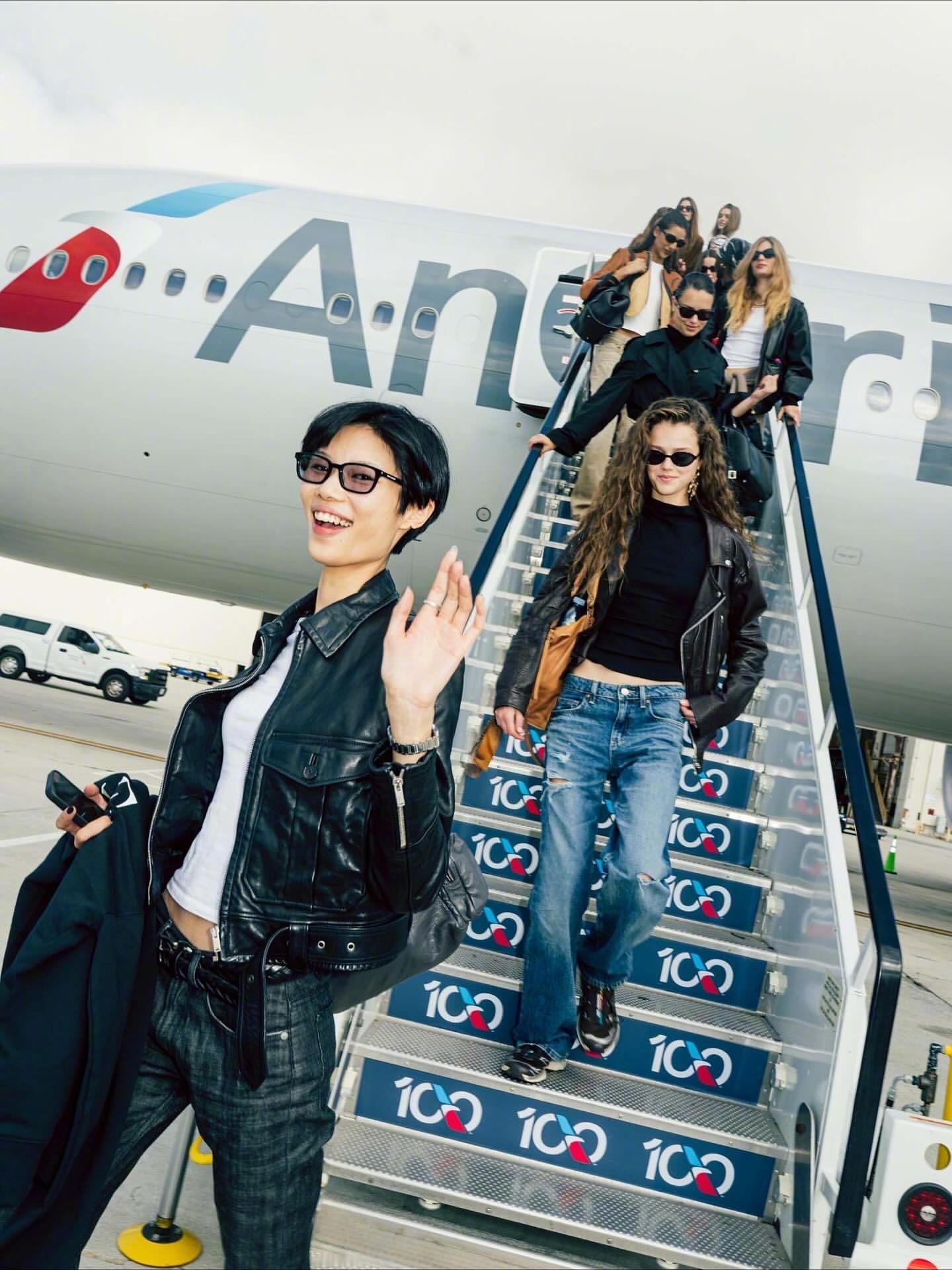 为了迎接 VogueWorld: Hollywood 的到来，一众《Vogue》
