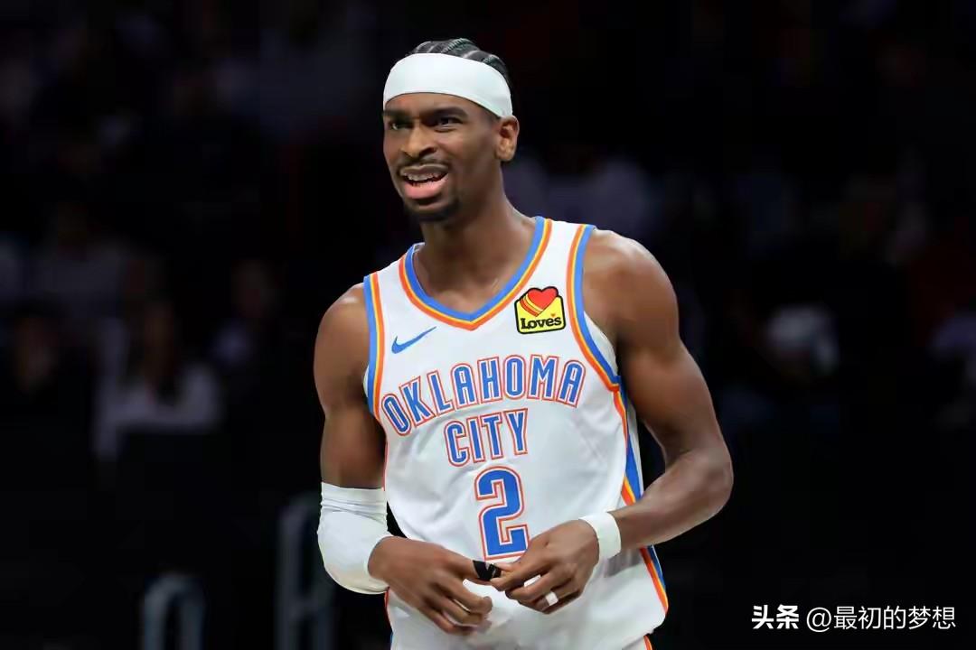 约基奇和亚历山大未来谁最有可能冲击NBA历史地位前十！

约基奇：历史前15的“