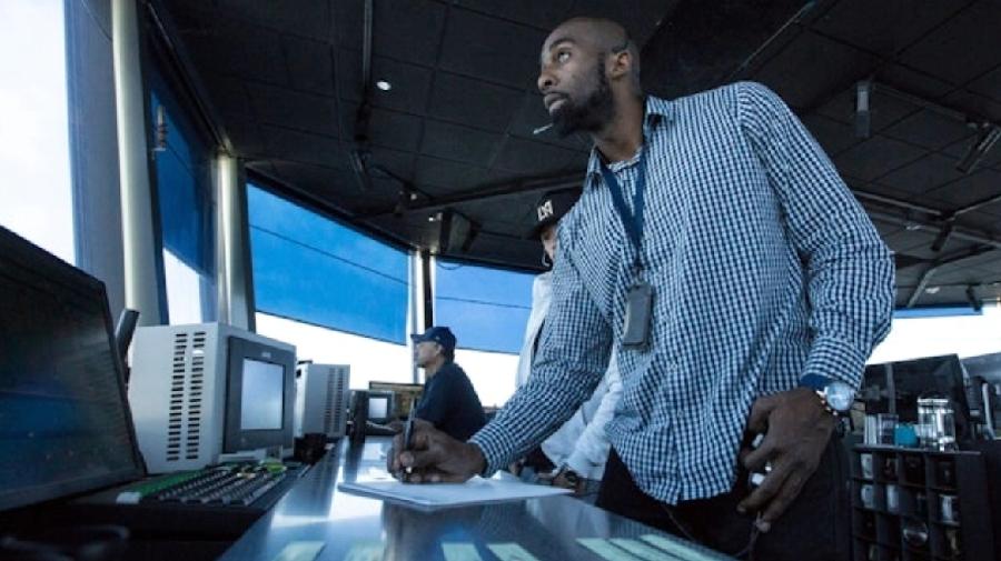 美国联邦政府停摆已超39日，其中受影响最大的是联邦航空管理局（FAA）旗下近10