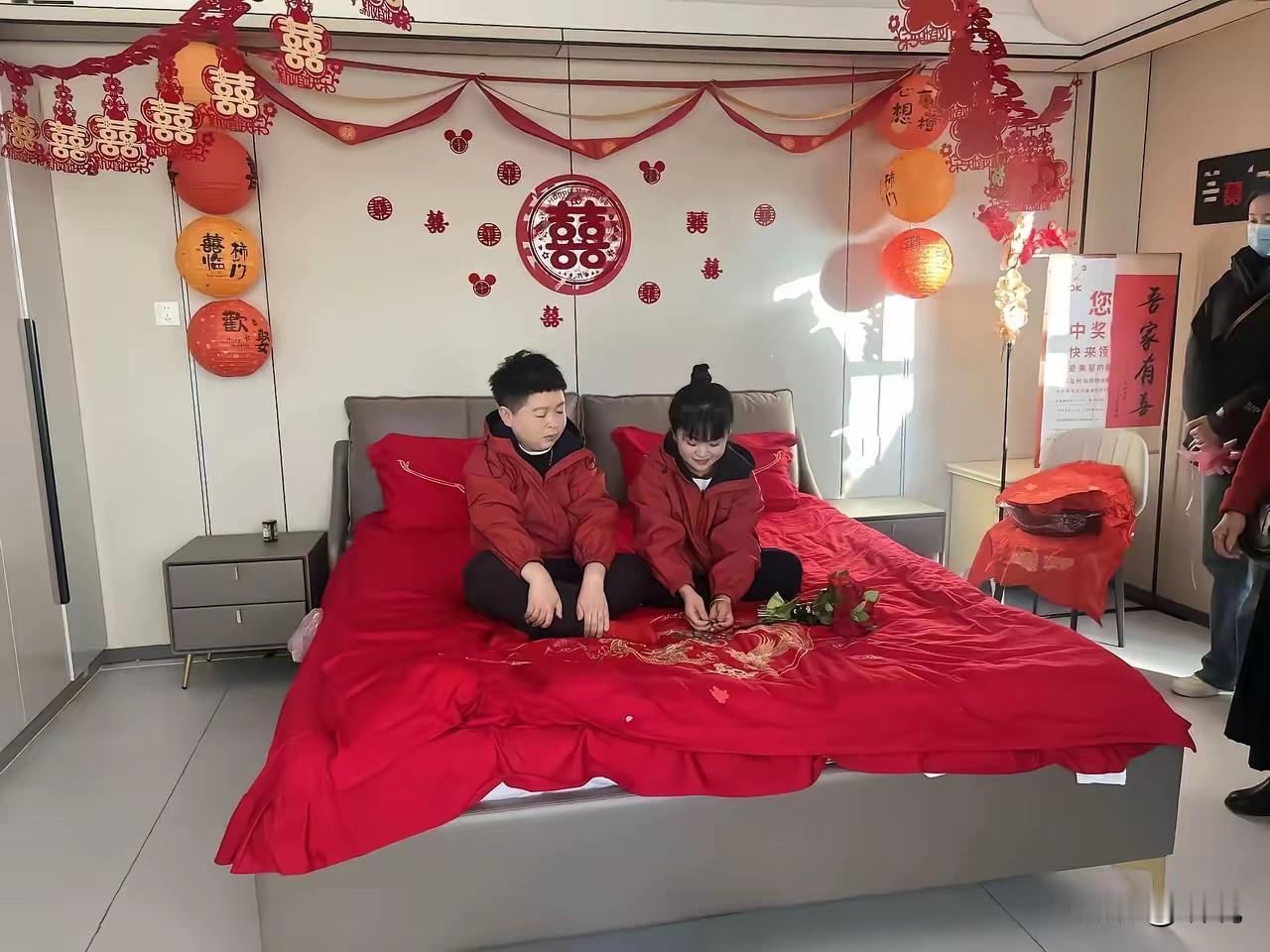 这看着结婚有点早啊