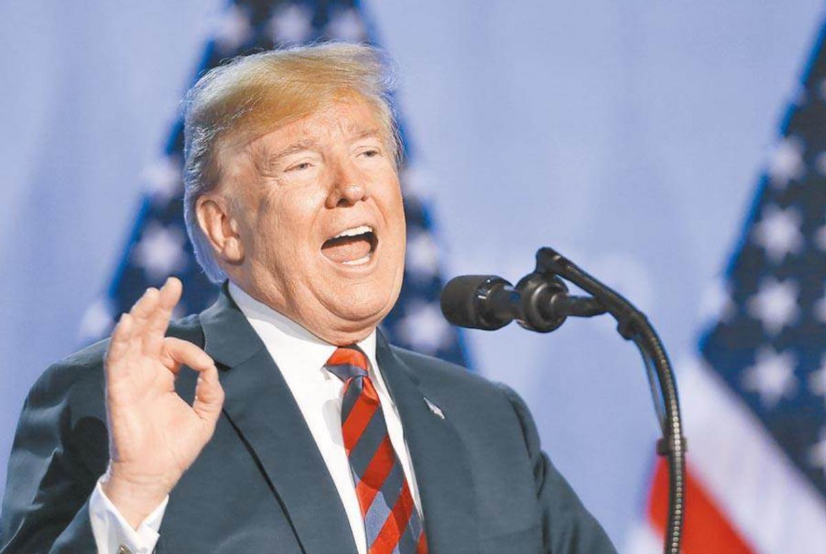 特朗普态度一夜间大反转，美国总统怒斥：俄罗斯就是个“纸老虎”。被晾在一边后，特朗