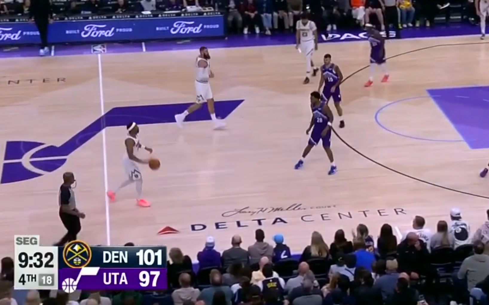 爵士年轻人打疯，追到4分了，差不多了