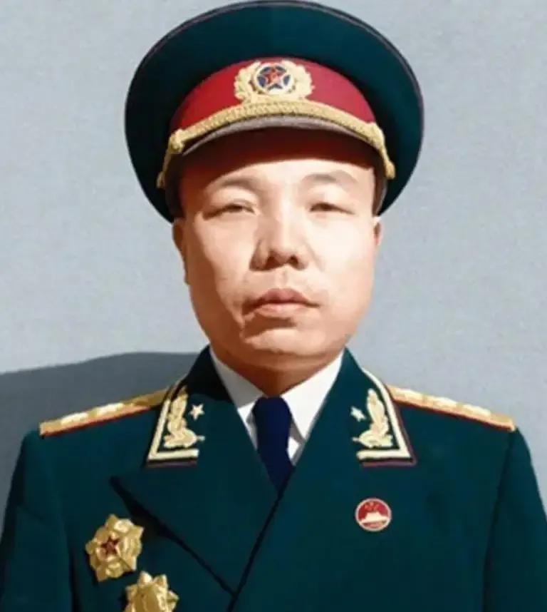 1985年，萧华预感自己时日无多，紧急向中央郑重提出请求：能不能把我“大女婿”找