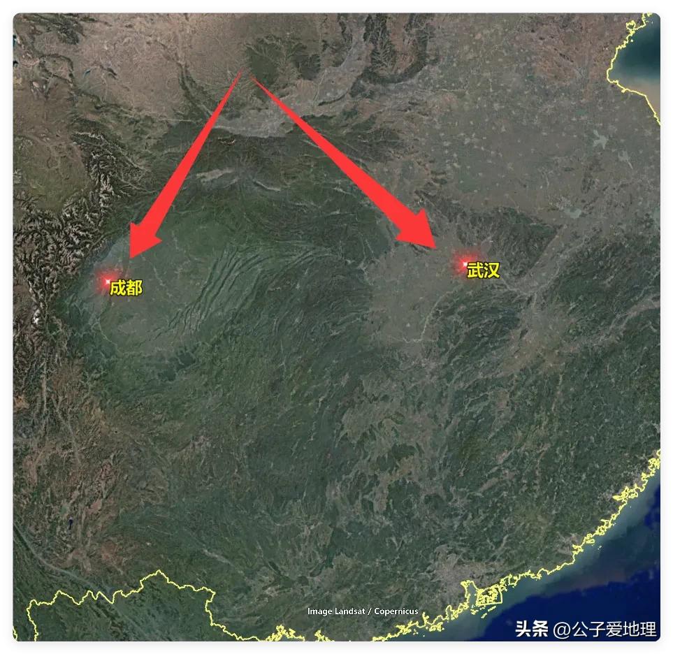 成都和武汉都去过，实话实说差距真不小！
最近总刷到有人问，成都、武汉谁更强？作为