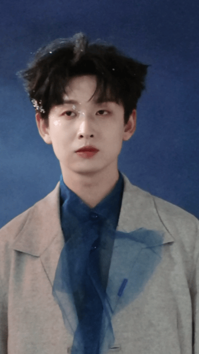 齐思钧生日兑现新歌约定 等了一年终于上线，歌声干净又温暖，满是真诚与感谢，新的一