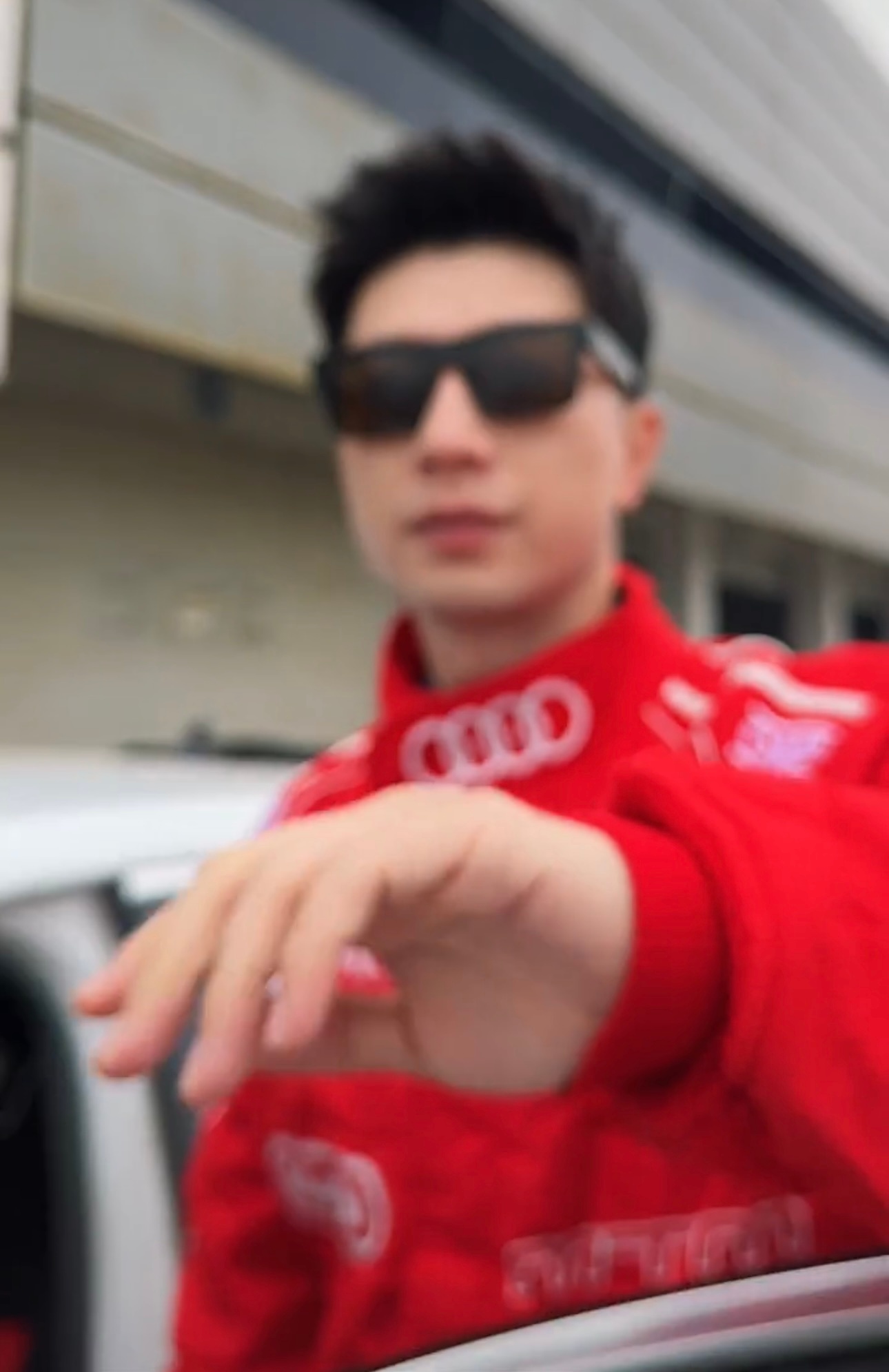 实在是很喜欢这个转场 喜欢得钥匙 