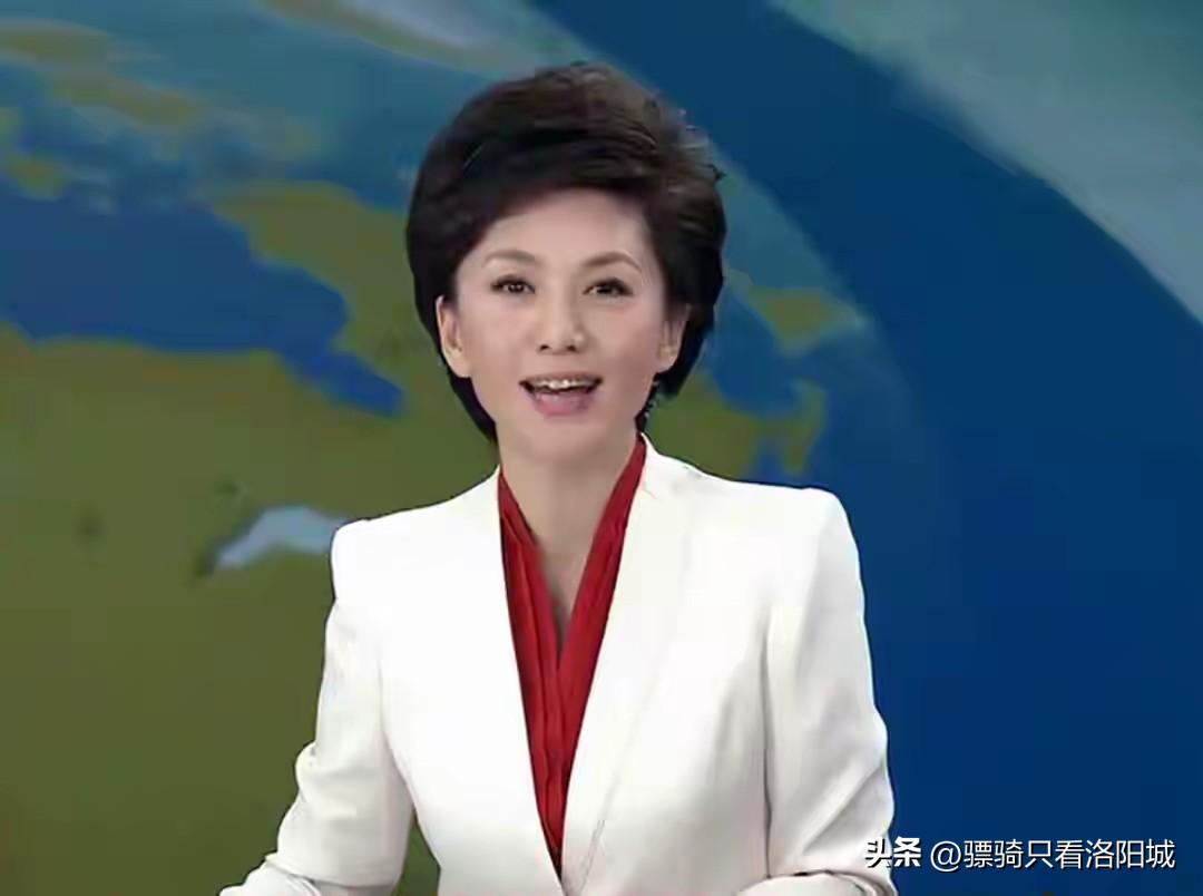 人生的变化，就是岗位的不同，曾经的央视新闻联播的主播，如今的河南大学副校长。