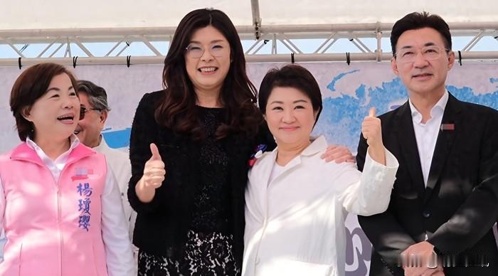 中国国民党主席郑丽文率团完成大陆参访后，凭借此次行程收获了颇高人气，个人政治影响