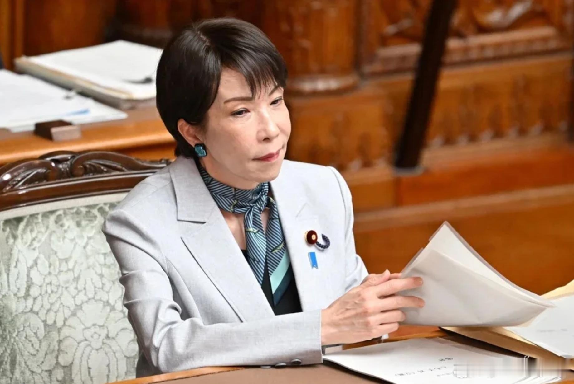 高市早苗内阁支持率小幅下滑至68% 八成民众担忧中东局势海外新鲜事 日本富士新闻