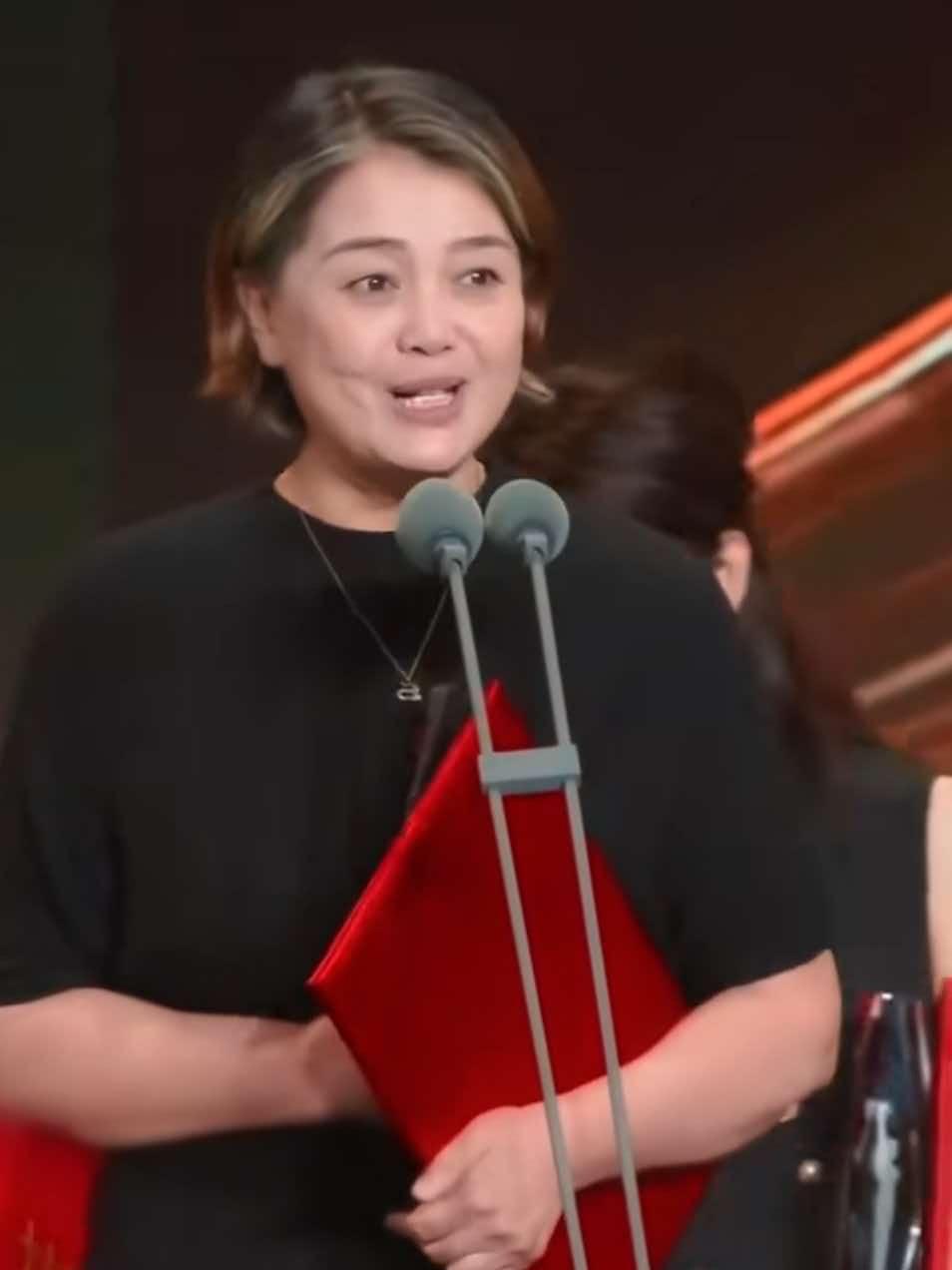 王宝强在百花奖上得0票，我不意外，
易洋千玺获最佳男主，我也不意外，
但让我没想