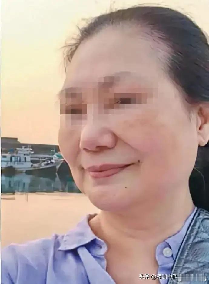 太明白S妈为什么这两天不断发声了，她不是反对汪小菲再婚，因为反对也没用；也不是担