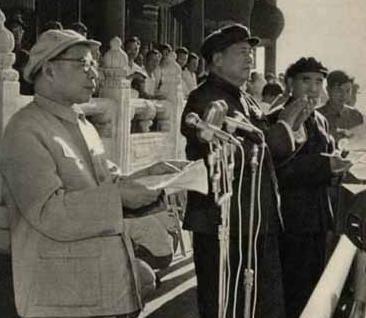 主席在临终之际，将叶剑英元帅招致床前，想对他做一些嘱托，可是却说不出一个字，这也