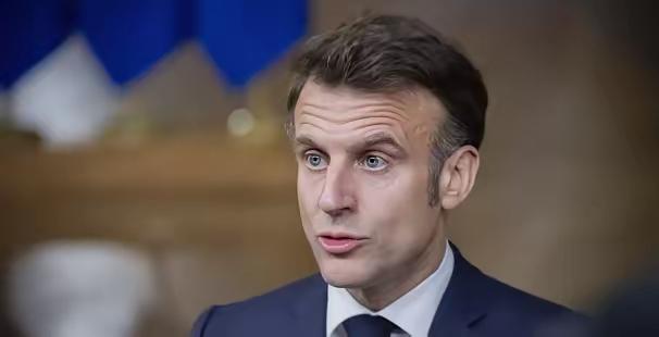 4月3日，法国总统马克龙在访问韩国期间，在一场商业论坛上发表讲话强调——世界上的