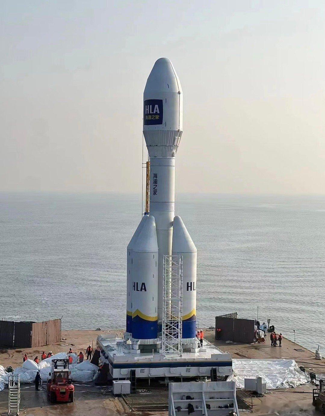 引力一号为什么到海上发射呢？大概率是因为它是固体火箭，一般的液体火箭都是在发射前