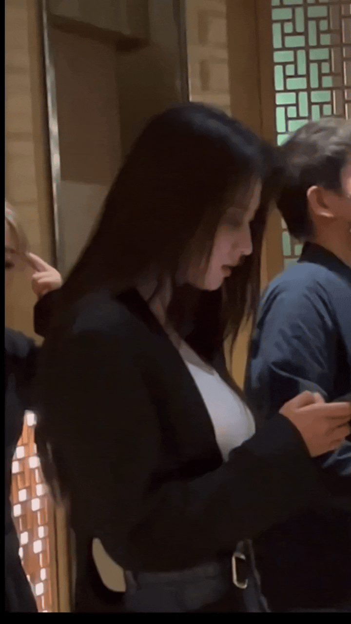 王楚然这侧脸真的好美呀！