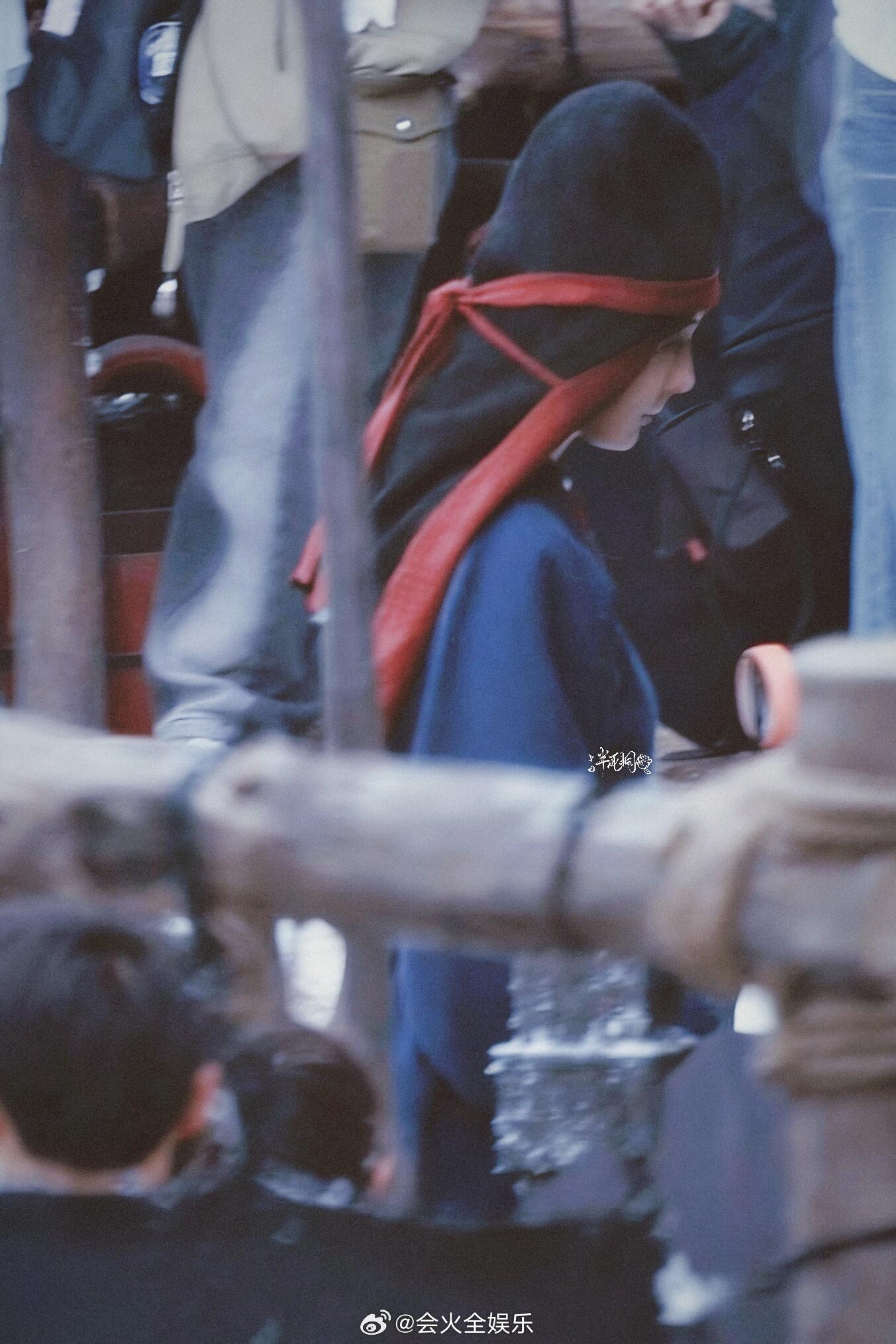 好立体的侧脸杨幂北魏鲜卑风帽造型路透杨幂江山大同北魏鲜卑风帽造型路透