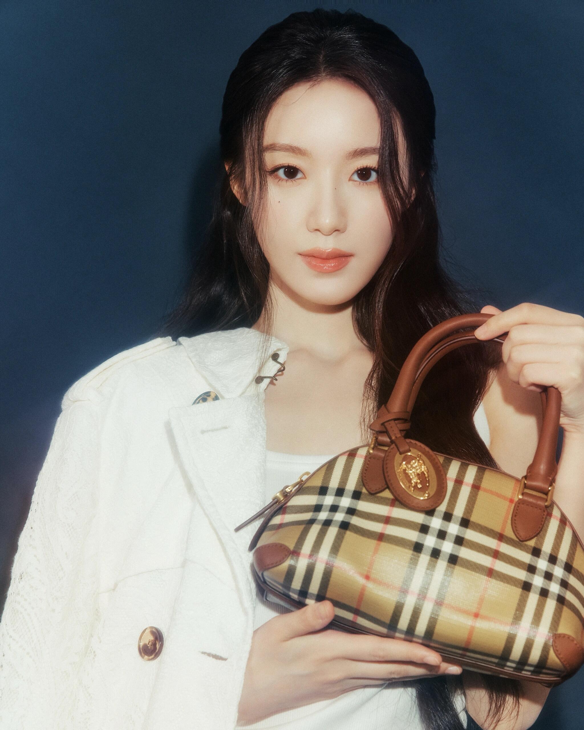 叶舒华 x Burberry 