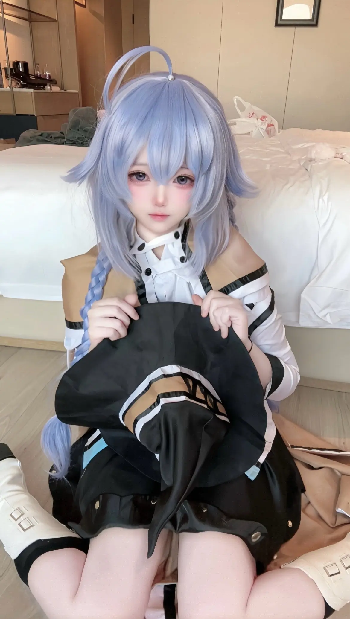 萝莉 呆眼神 冷淡 完美。