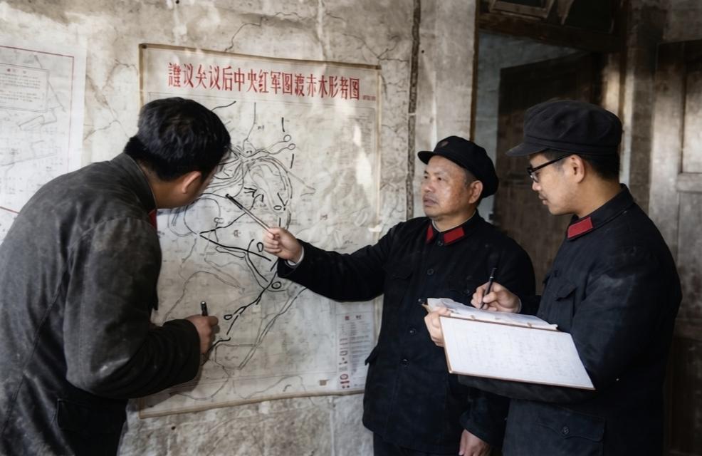 你知道长征路上的浮桥是谁架的吗？是“工兵专家”王耀南带领的工兵连。

王耀南从在