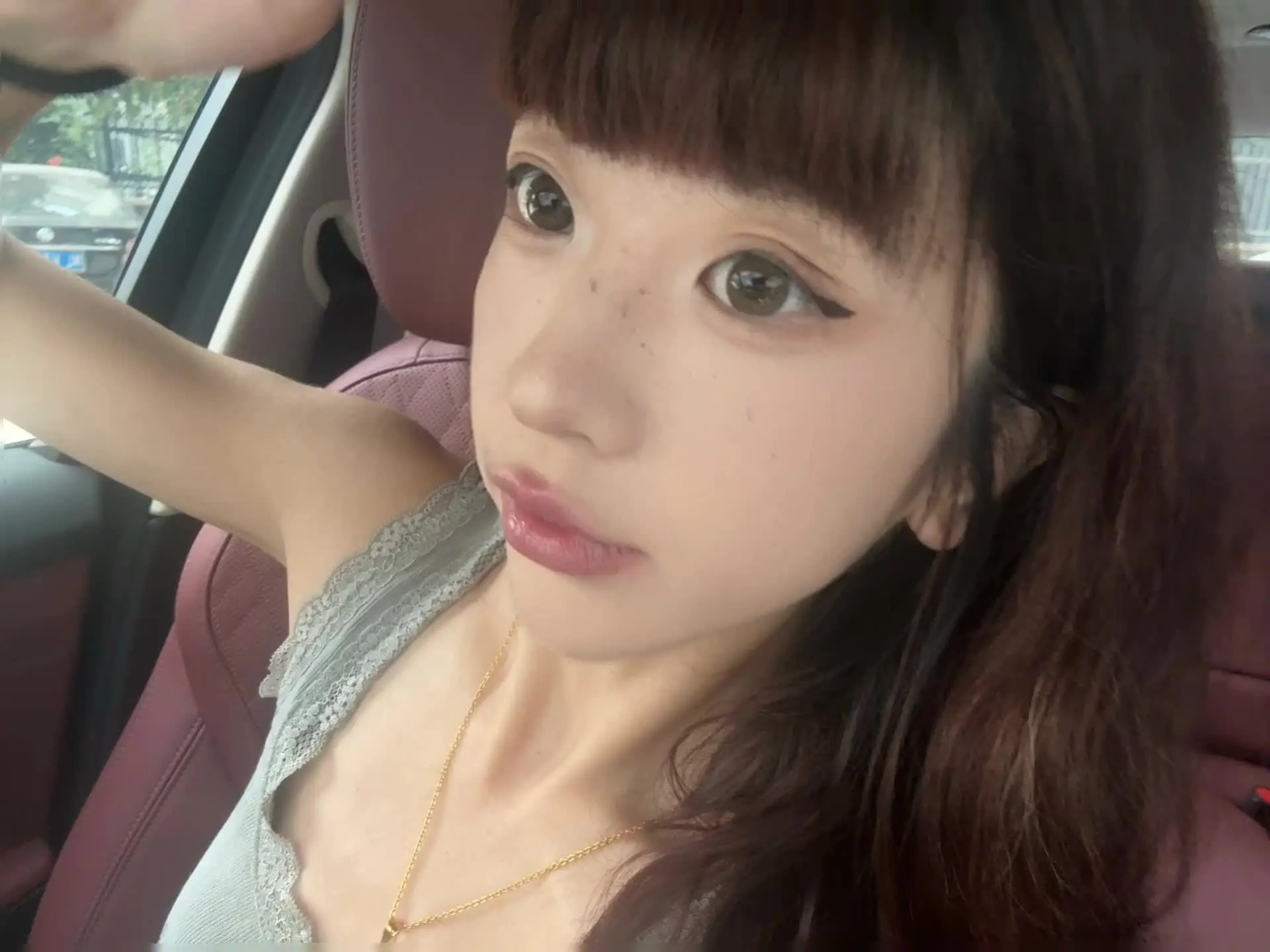 昨天带丫丫去小姨姐家住了  每天都有很多人夸我们🐶可爱哟