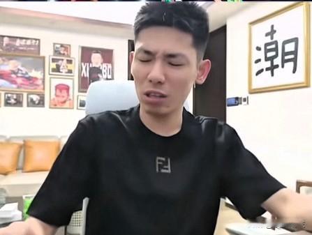 旭旭宝宝开播梦幻好友前来支持

昨晚宝哥开播明显憔悴了

随后秦风率领队伍现身直