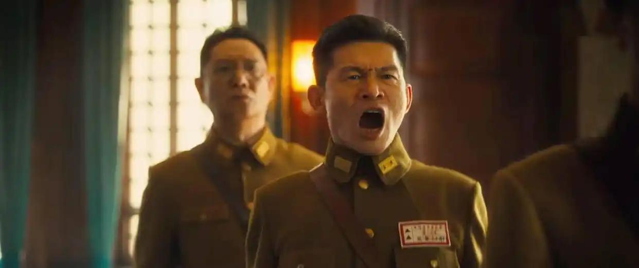 继续追剧《伟大的长征》。

在今晚的剧情中，看到演员余皑磊饰演国民党高级将领陈诚